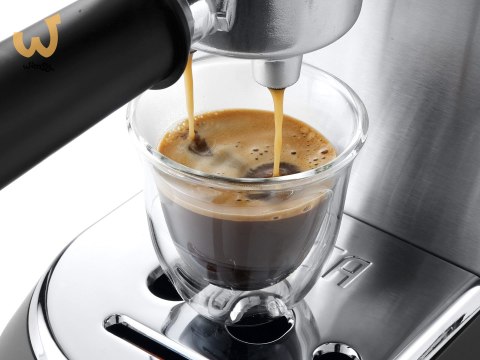 Ekspres kolbowy DeLonghi Dedica Style EC 685.M (1350W; kolor srebrny) (WYPRZEDAŻ) Ekspres kolbowy DeLonghi Dedica Style EC 685.M (1350W; kolor srebrny) (WYPRZEDAŻ)