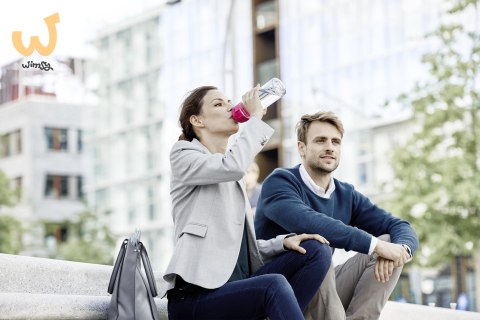 Butelka filtrująca Brita Fill&Go różówa + 4 filtry MicroDisc Butelka filtrująca Brita Fill&Go różówa + 4 filtry MicroDisc