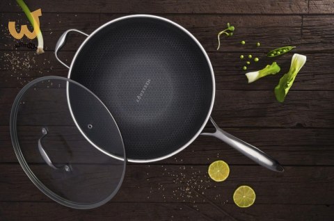 Wok z powłoką DIAMOND Kohersen Black Cube z pokrywką (32 cm ; 5,1l) Wok z powłoką DIAMOND Kohersen Black Cube z pokrywką (32 cm ; 5,1l)