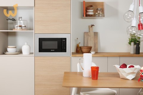Kuchenka mikrofalowa INDESIT MWI 120 GX Kuchenka mikrofalowa INDESIT MWI 120 GX