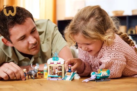 LEGO DISNEY PRINCESS 43256 Przygoda na sankach Anny LEGO DISNEY PRINCESS 43256 Przygoda na sankach Anny